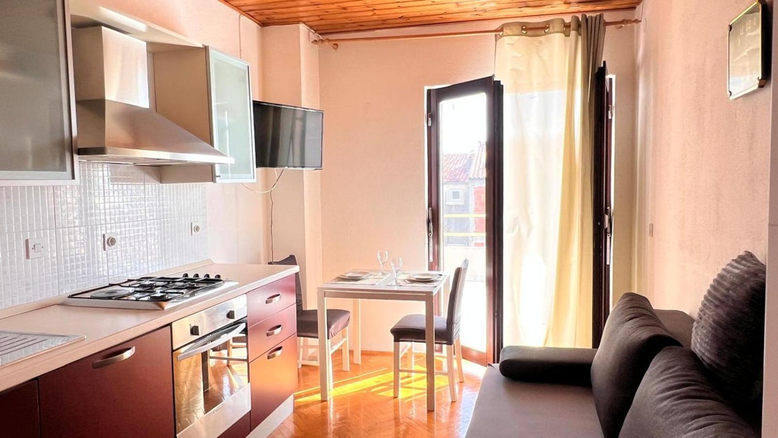Apartment Kuba Makarska Exterior photo